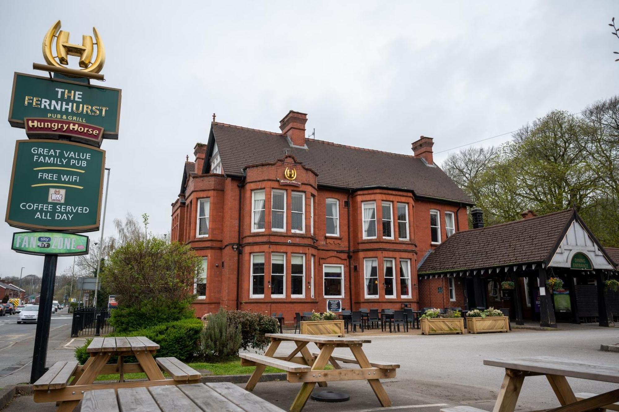 The Fernhurst By Greene King Inns Blackburn  Exterior photo